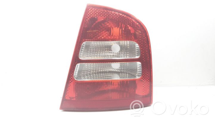 Skoda Octavia Mk1 (1U) Lampy tylne / Komplet YU3X13404BA