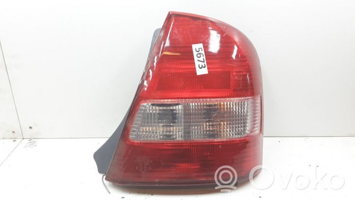 Mazda 323 Luci posteriori 22061866