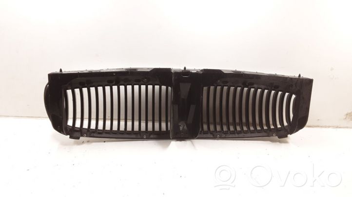 Jaguar X-Type Grille calandre supérieure de pare-chocs avant 2738PO