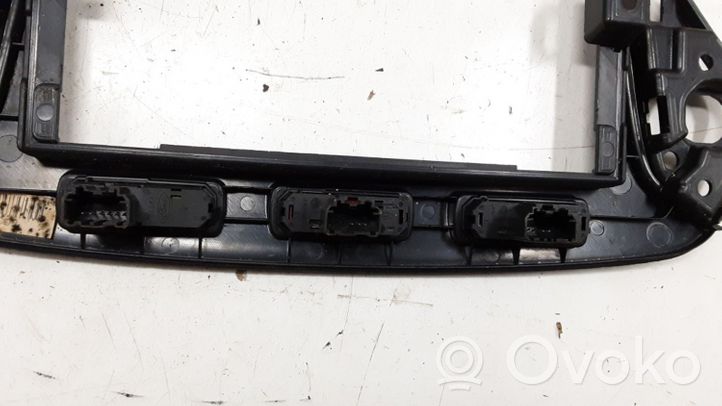 Ford Mondeo MK IV Console centrale, commande chauffage/clim BS7118522