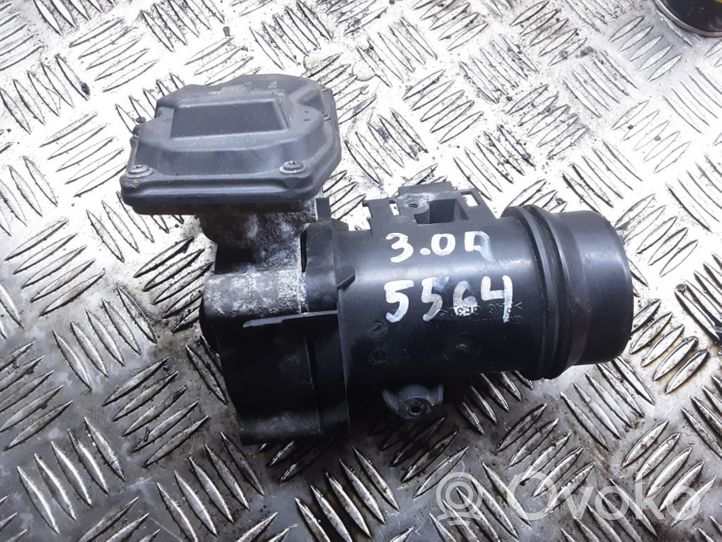 BMW X5 F15 Mass air flow meter 11618519492