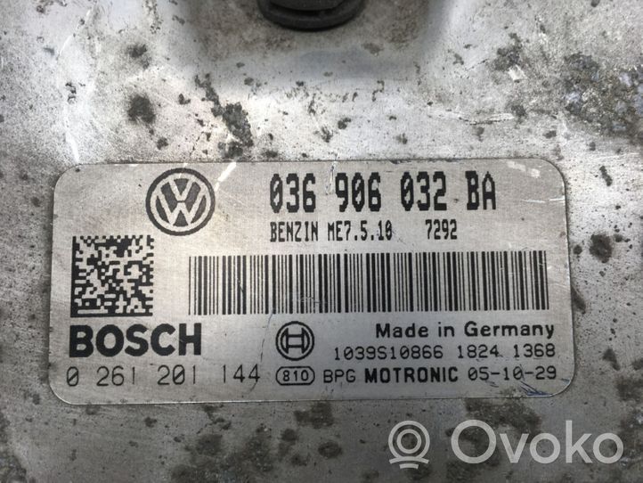 Volkswagen Golf IV Door control unit/module 036906032