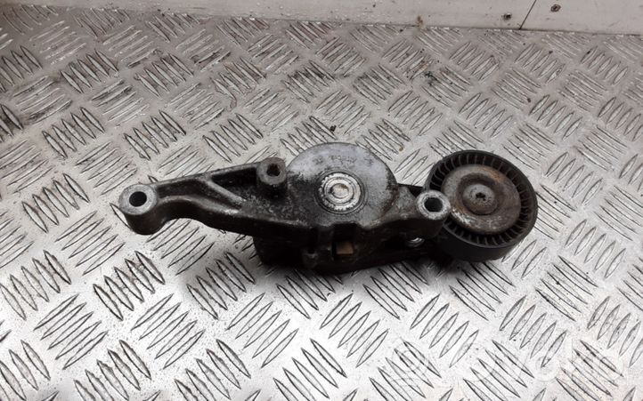 Volkswagen Caddy Tendicinghia generatore/alternatore 03G903315