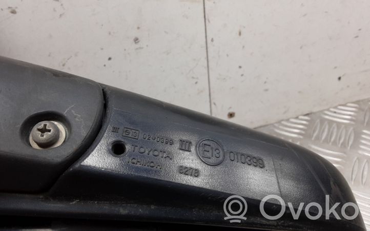 Toyota Yaris Manualne lusterko boczne drzwi przednich E13010399