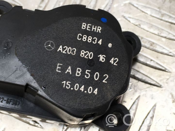 Mercedes-Benz C AMG W203 Silniczek nagrzewnicy A2038201642