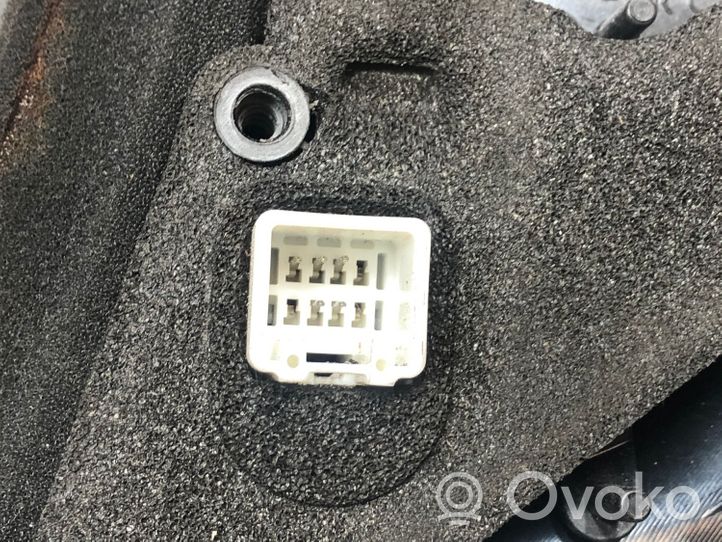 Mazda 3 I Etuoven sähköinen sivupeili E4022220