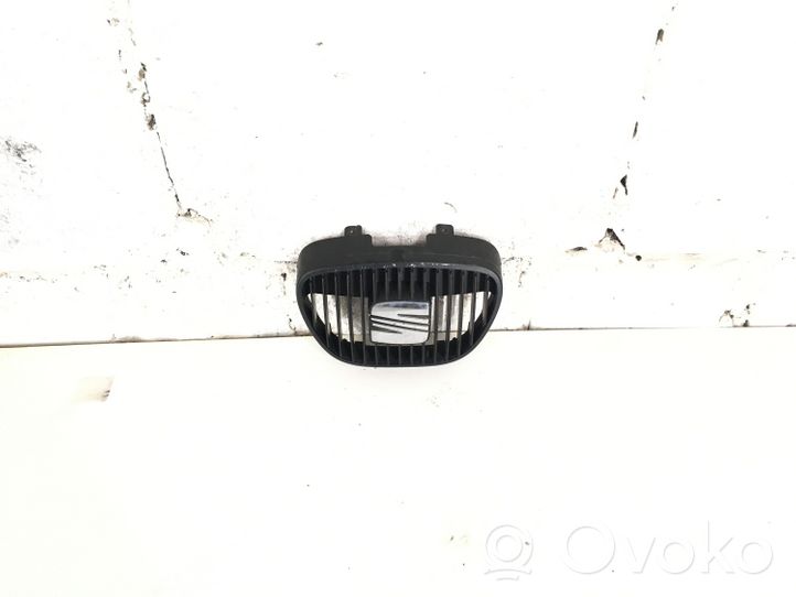 Seat Ibiza III (6L) Grille de calandre avant 6L0853651