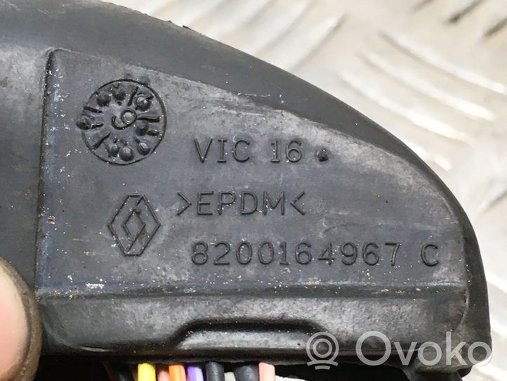 Renault Megane II Front door wiring loom/harness boot 1379110