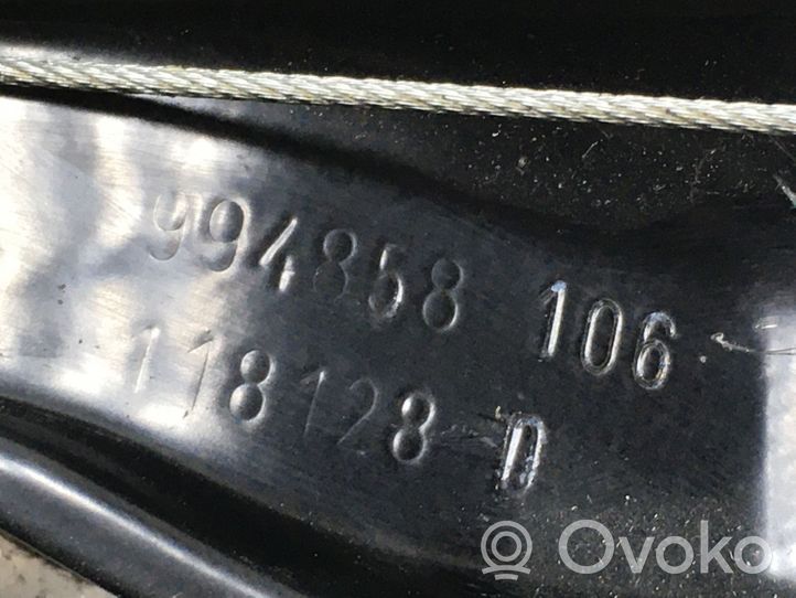 Volkswagen Golf V Meccanismo di sollevamento del finestrino posteriore senza motorino 994858106