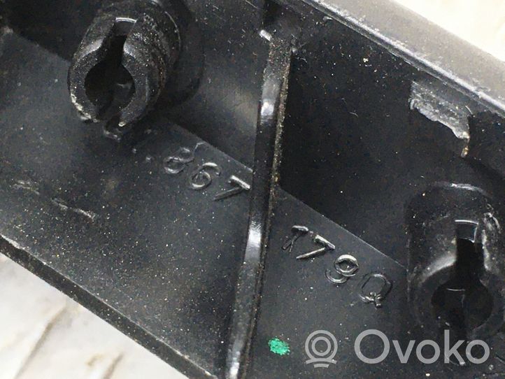 Volkswagen Polo IV 9N3 Rivestimento della maniglia interna per portiera anteriore 6Q1867179Q