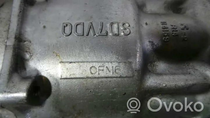Dacia Logan I Ilmastointilaitteen kompressorin pumppu (A/C) 8200866440