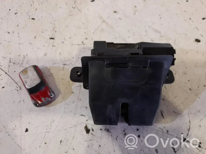 Ford B-MAX Zamek klapy tylnej bagażnika 8A61A442A66AE