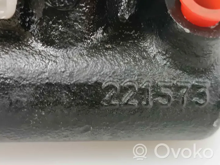 Peugeot Expert Pääjarrusylinteri 221573