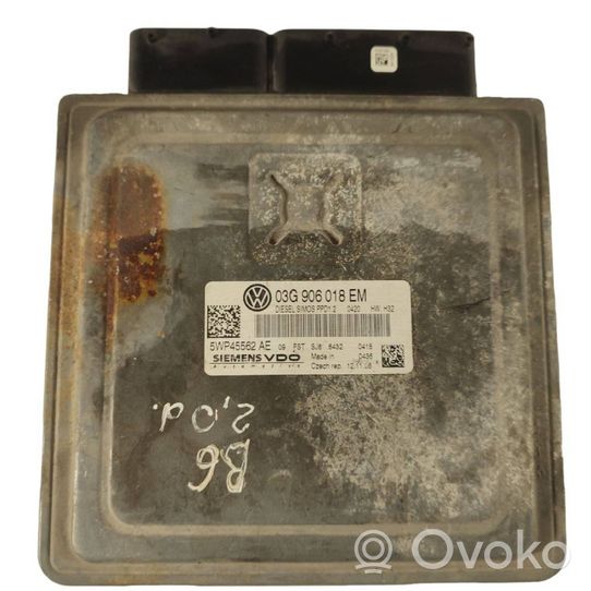 Volkswagen PASSAT B6 Sterownik / Moduł ECU 03G906018EM