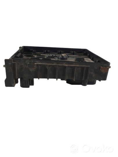 Volkswagen Polo IV 9N3 Module de fusibles 3C0937125