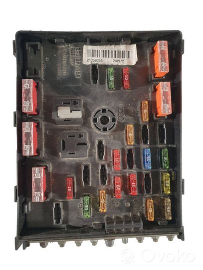 Volkswagen Polo IV 9N3 Fuse module 3C0937125