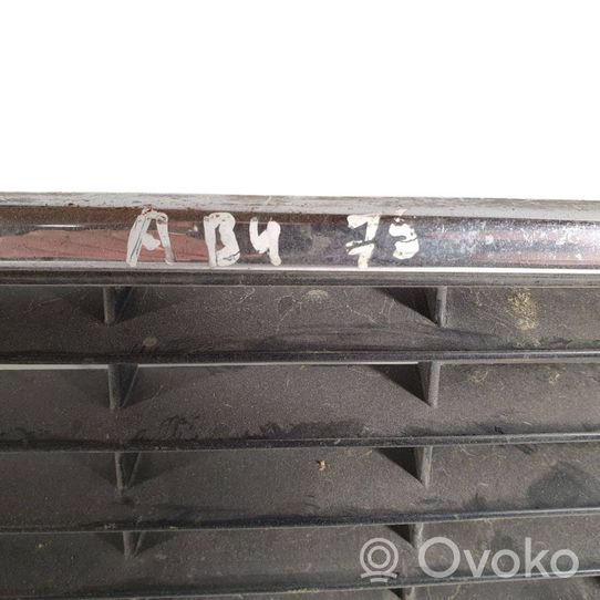 Audi 80 90 S2 B4 Front bumper upper radiator grill 8G0853651G