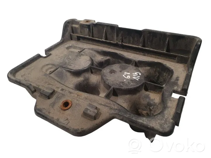 Volkswagen Golf IV Staffa di montaggio della batteria 1J0915333A