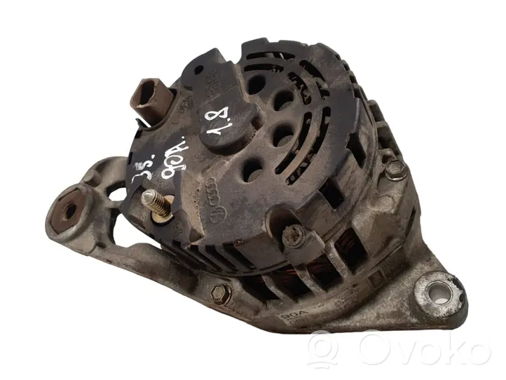 Volkswagen PASSAT B5 Generatore/alternatore 06B903016D