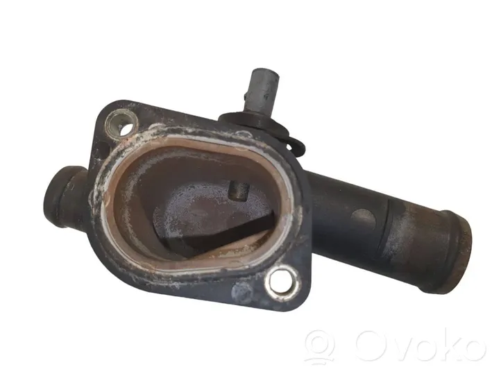 Volkswagen Golf V Alloggiamento termostato 06A121133AL