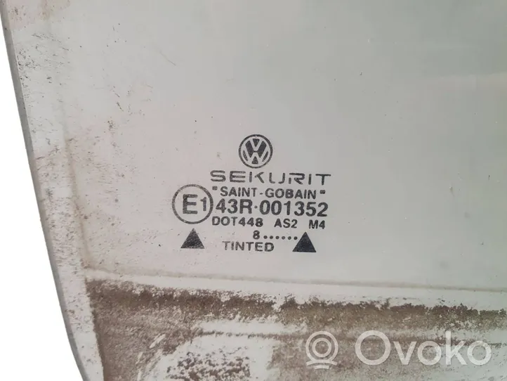 Volkswagen Golf IV Vitre de fenêtre porte arrière 43R001352