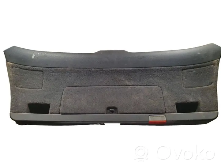 Audi A4 S4 B7 8E 8H Garniture de hayon 8E9867979B