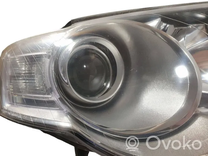 Volkswagen PASSAT B6 Headlight/headlamp 20A733