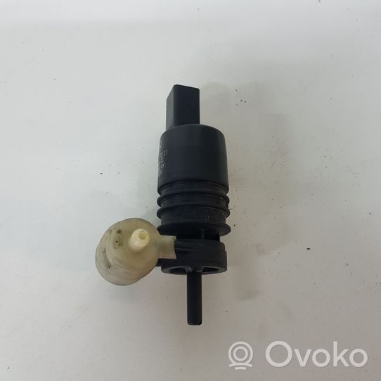 Mercedes-Benz C W204 Pumpe Scheibenwaschanlage 2048660221