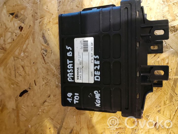 Volkswagen PASSAT B5 Module de contrôle de boîte de vitesses ECU 01N927733DP