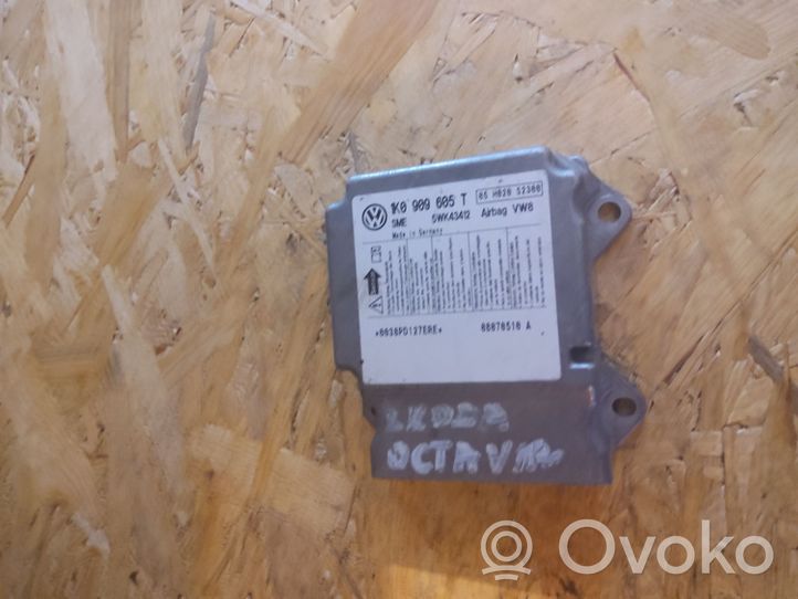 Skoda Octavia Mk2 (1Z) Module de contrôle airbag 1K0909605T