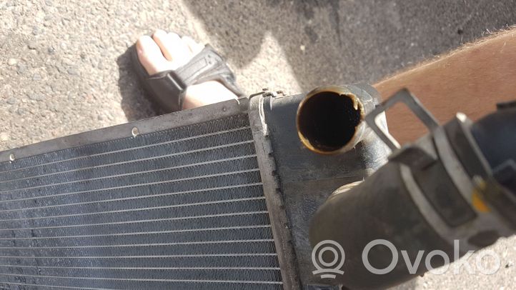 Honda Jazz Radiateur de refroidissement 61104