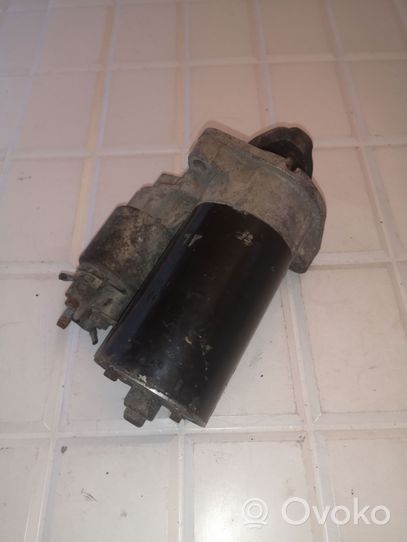 BMW 7 E38 Starter motor 0001108157