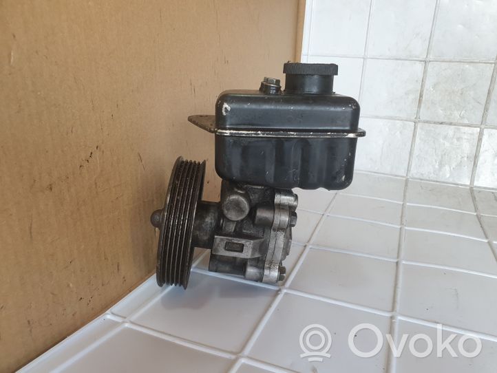 Subaru Legacy Pompe de direction assistée 34411AA010