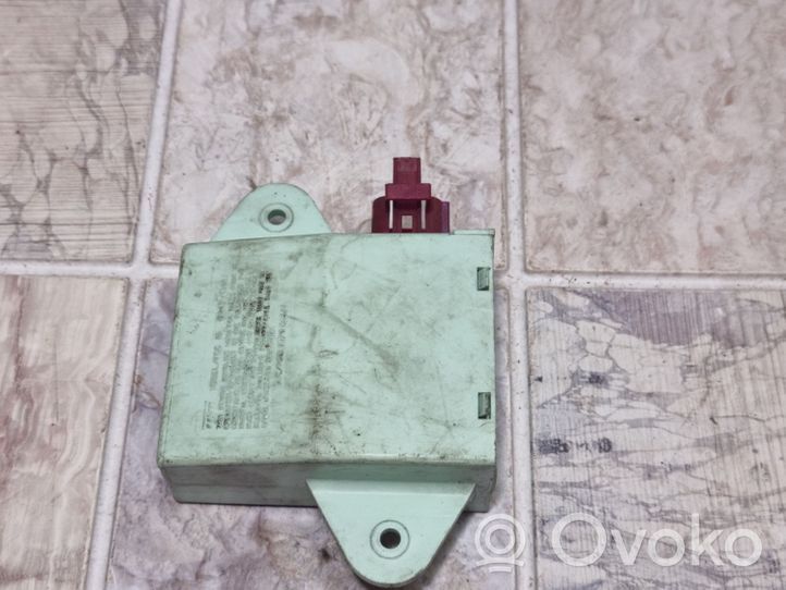 Chrysler Voyager Imobilaizera vadības bloks 04686087