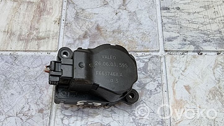 Citroen C3 Motor/activador trampilla de calefacción F663746XA