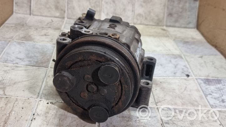 Subaru Legacy Ilmastointilaitteen kompressorin pumppu (A/C) 