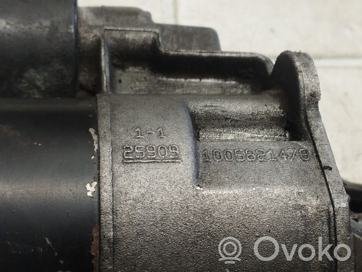 Volkswagen PASSAT B5 Starter motor 1005821478