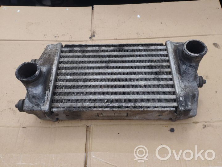 Chrysler Voyager Chłodnica powietrza doładowującego / Intercooler A1072868503A