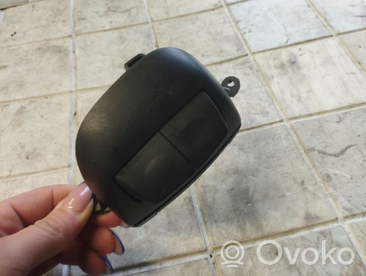 Chevrolet Captiva Boutons / interrupteurs volant 96628528