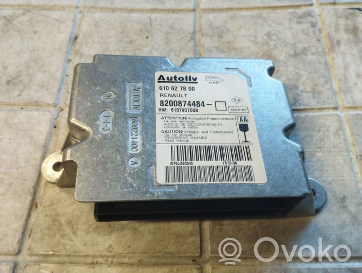 Renault Megane II Module de contrôle airbag 8200874484