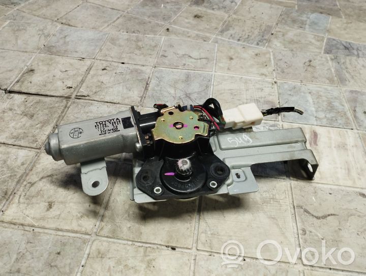 Toyota RAV 4 (XA20) Motor / Aktuator 8573033010