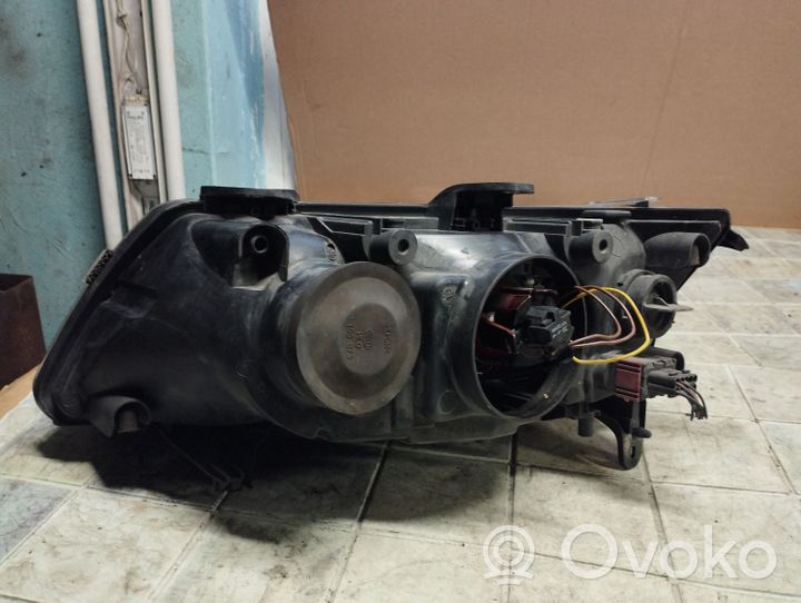 Saab 9-3 Ver2 Lampa przednia 