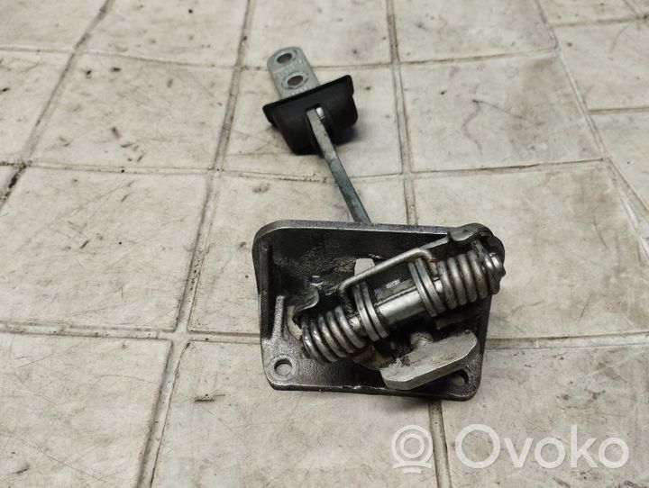 Audi A2 Türfangband Türfeststeller Türstopper vorne 8Z0837249