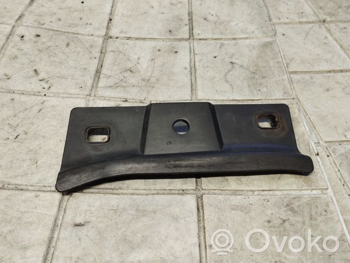 Audi A2 Support de montage d'aile 8Z0821236