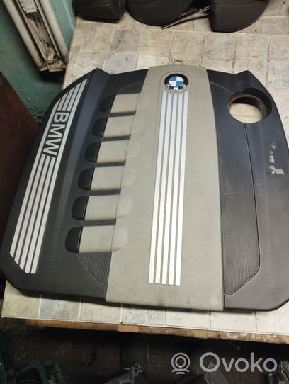 BMW 7 F01 F02 F03 F04 Cubierta del motor (embellecedor) 13717802848