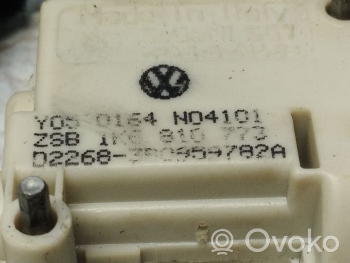 Volkswagen Golf V Motorino del tappo del serbatoio del carburante 1K6810773