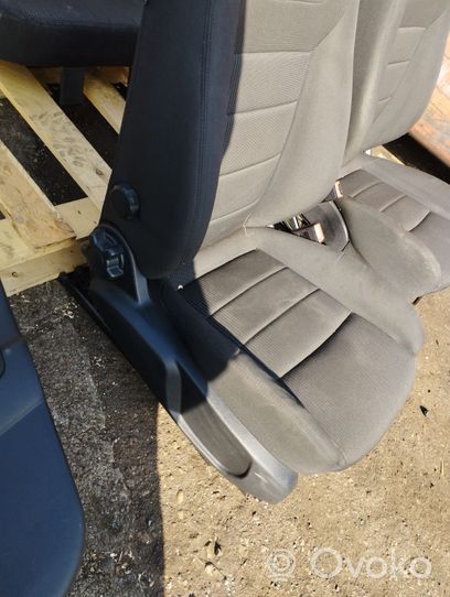 Ford Mondeo MK IV Seat and door cards trim set 