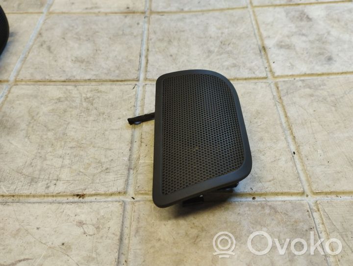 Audi A4 S4 B6 8E 8H Enceinte haute fréquence dans les portes arrière 8E0035794