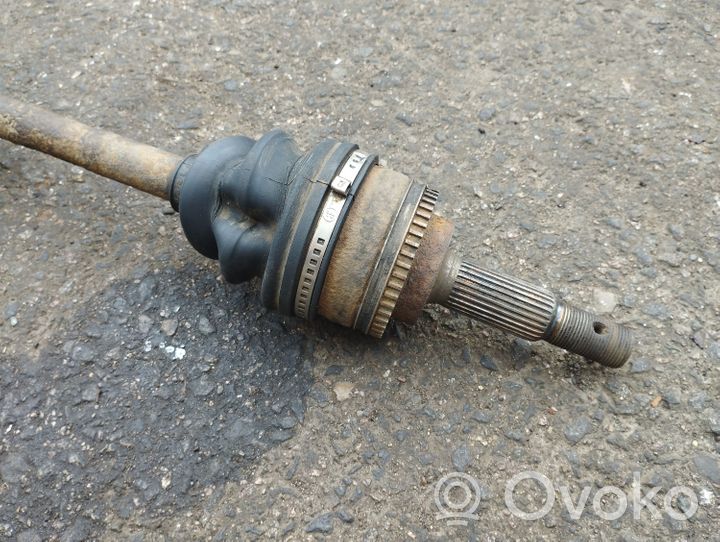 Toyota Avensis T220 Front driveshaft 