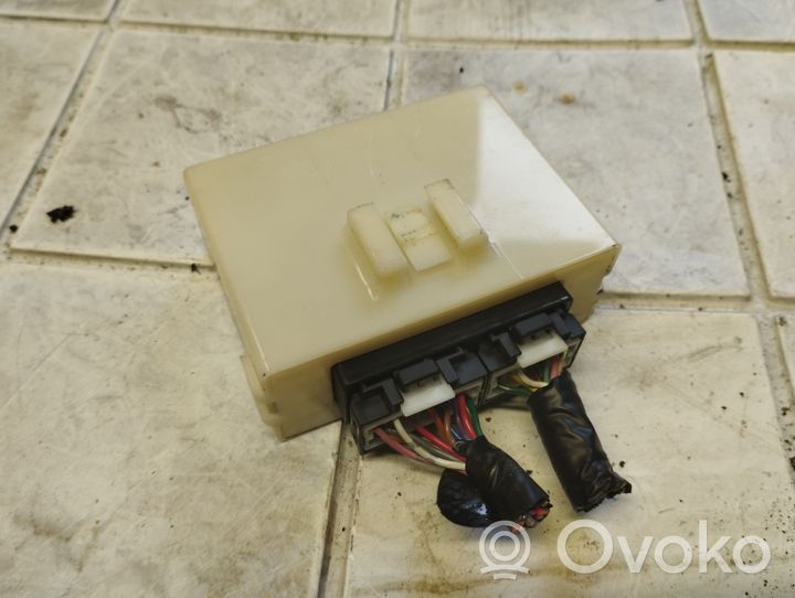 Honda FR-V Boîtier module alarme A000001